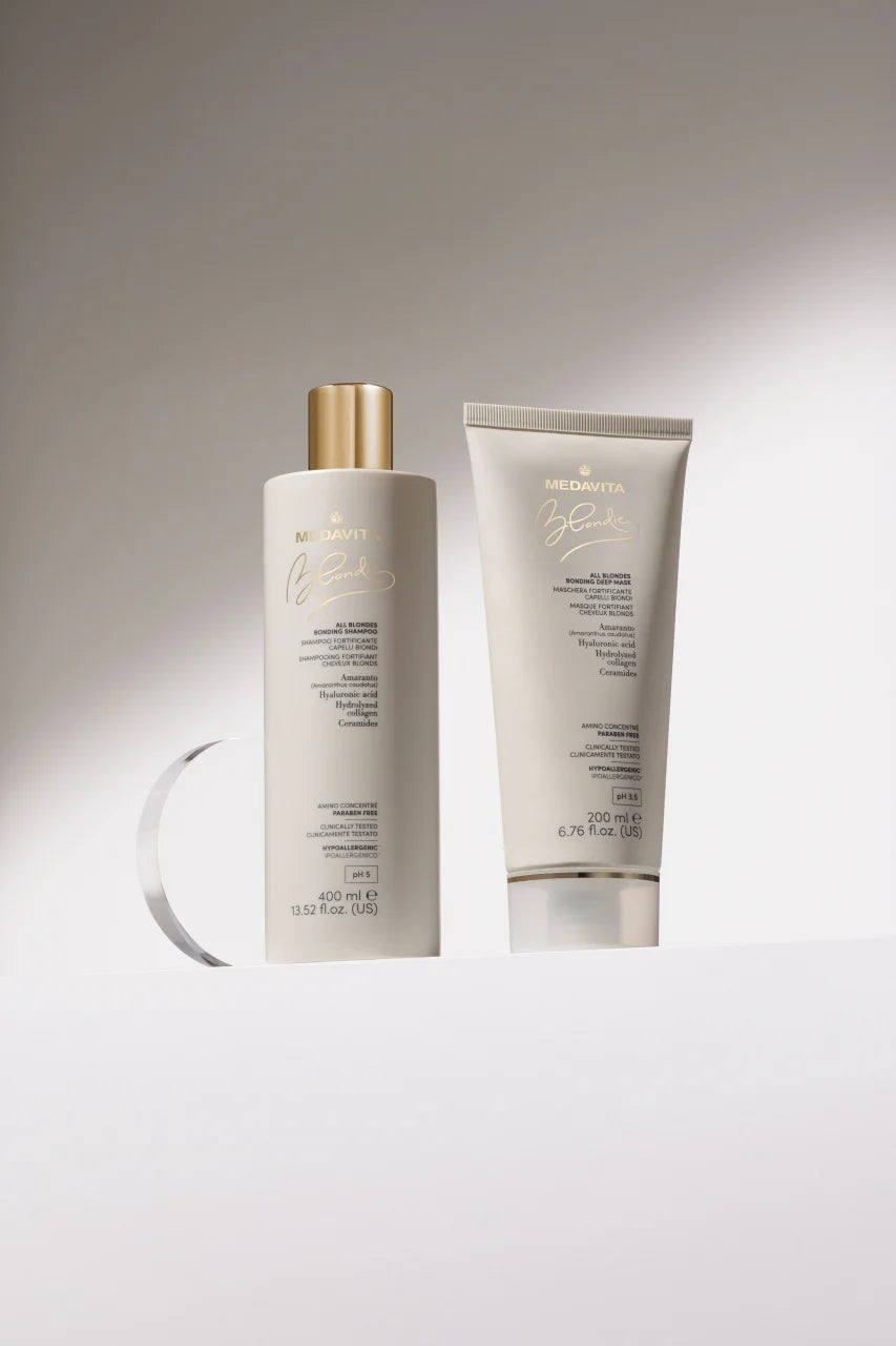 Medavita Blondie All Blondes Bonding Shampoo 400ml + Deep Mask 200ml lifestyle – duo fortifiere par blond. Colagen Hidrolizat, Acid Hialuronic, Ceramide. Hypoallergenic.
