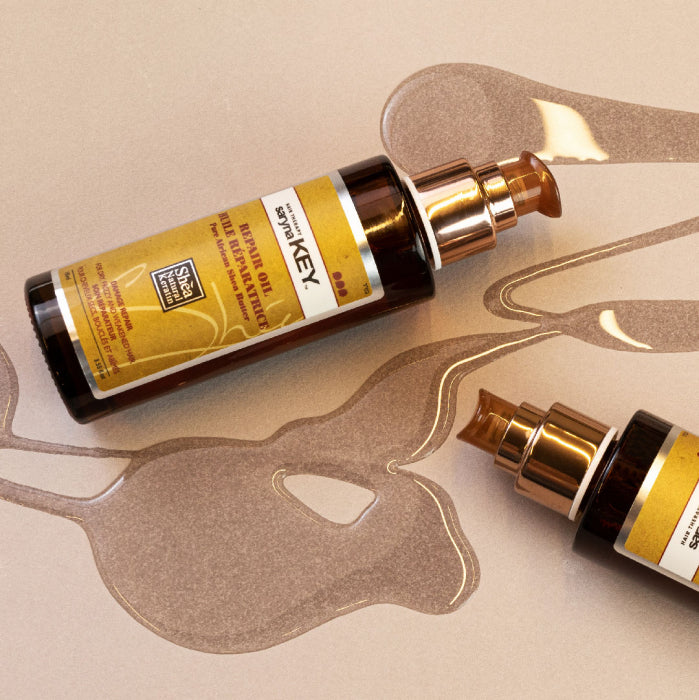 Saryna Key Damage Repair Repair Oil – ulei reparator cu unt de shea african si keratina pentru par uscat si deteriorat. Textura usoara, absorbtie rapida. 50ml si 105ml.
